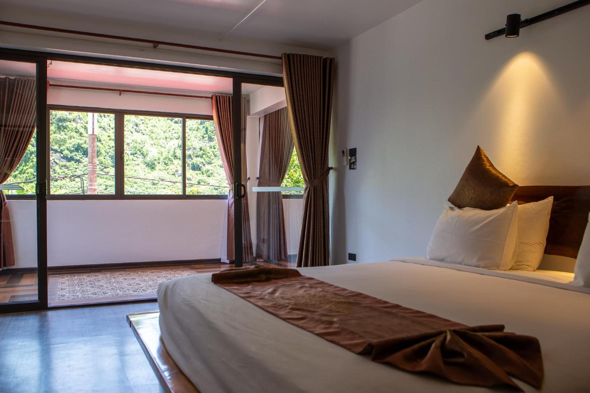 Victory Road Villas Phong Nha Exterior photo