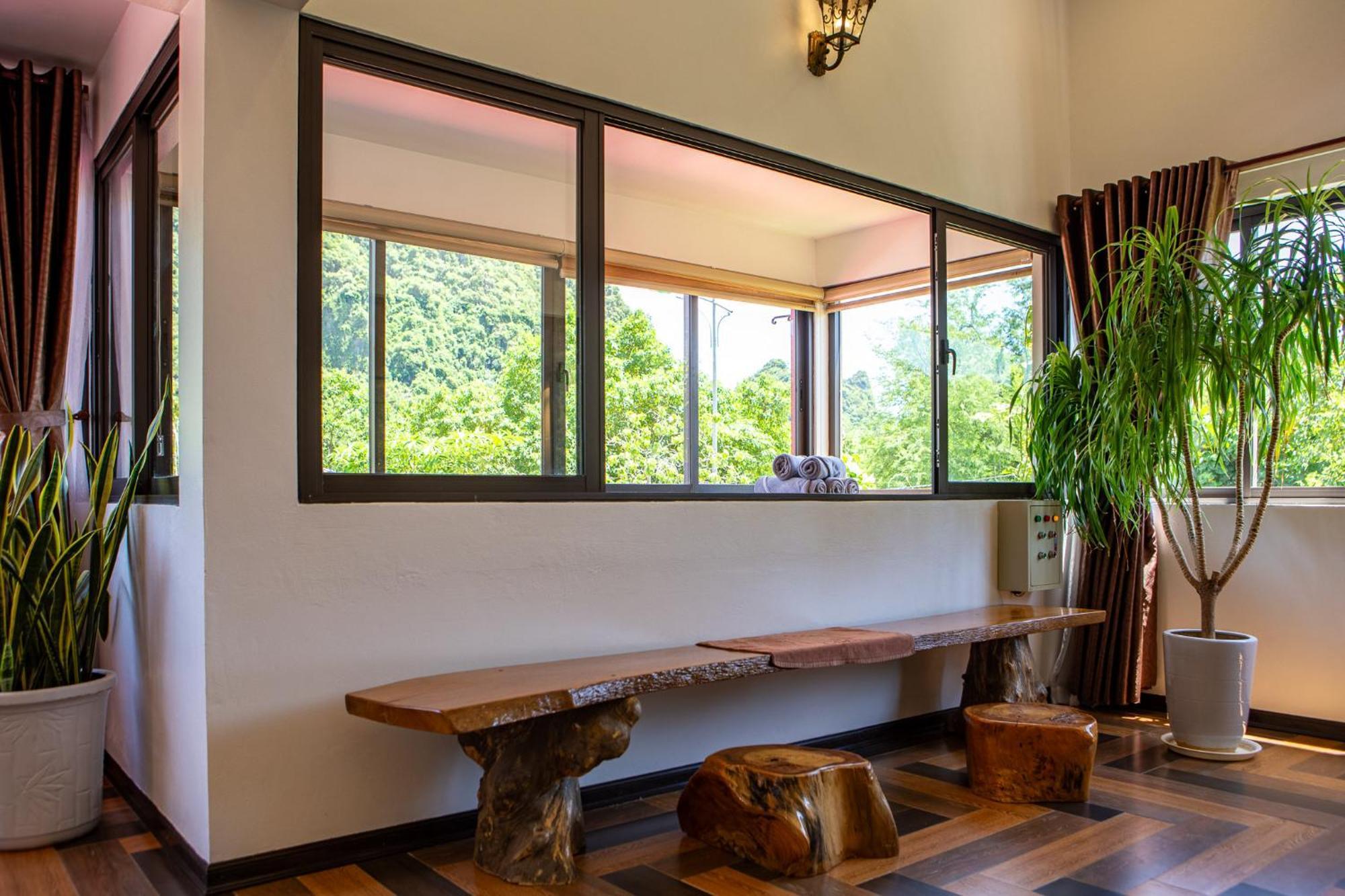 Victory Road Villas Phong Nha Exterior photo